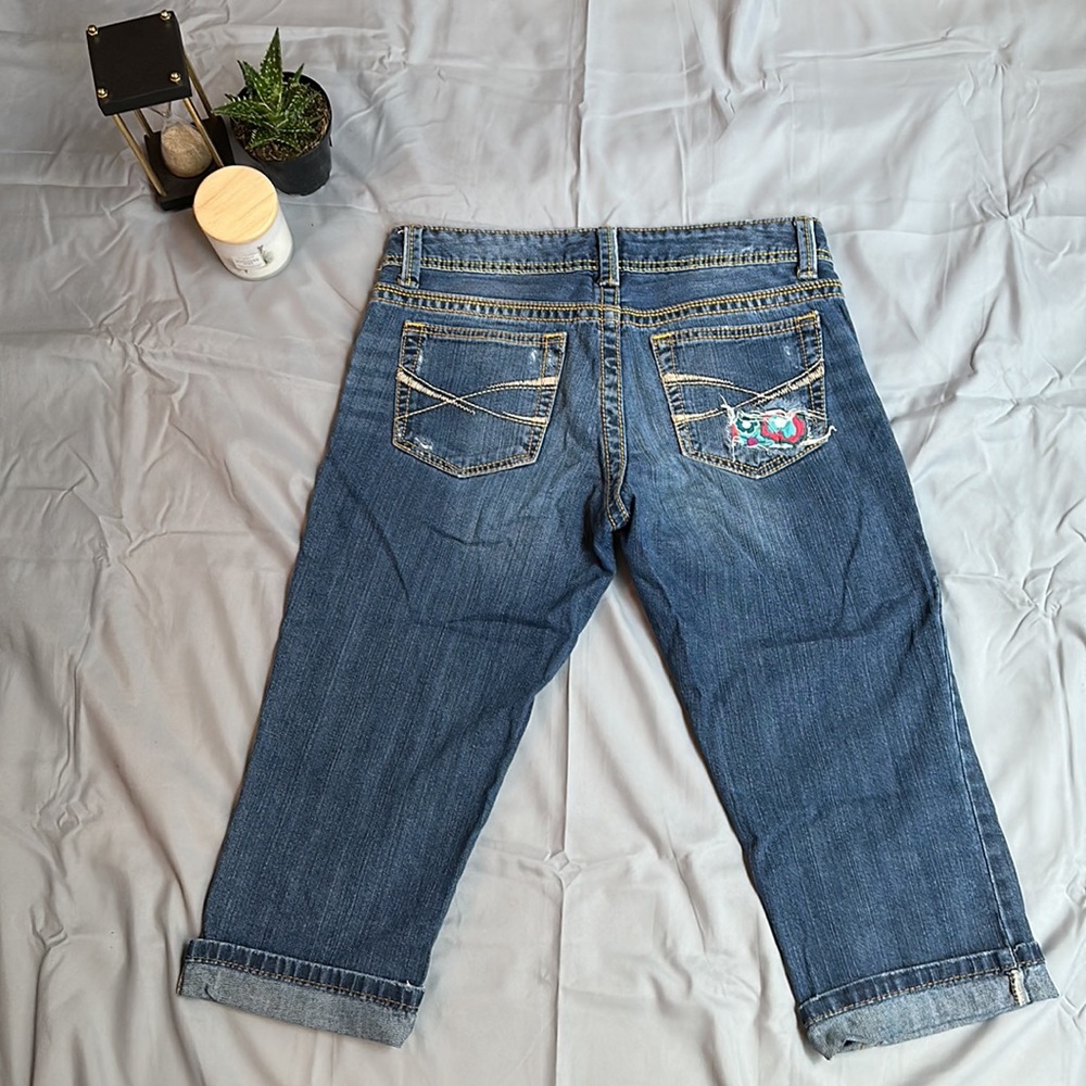 Capri Jeans - Picture 2 of 2
